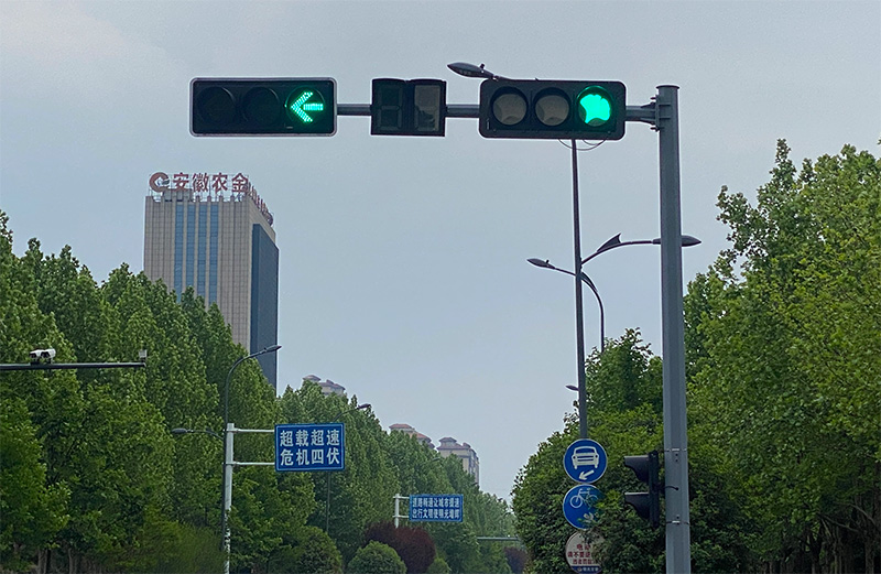 大功率信號燈、銀杏葉信號燈成功亮相安徽!